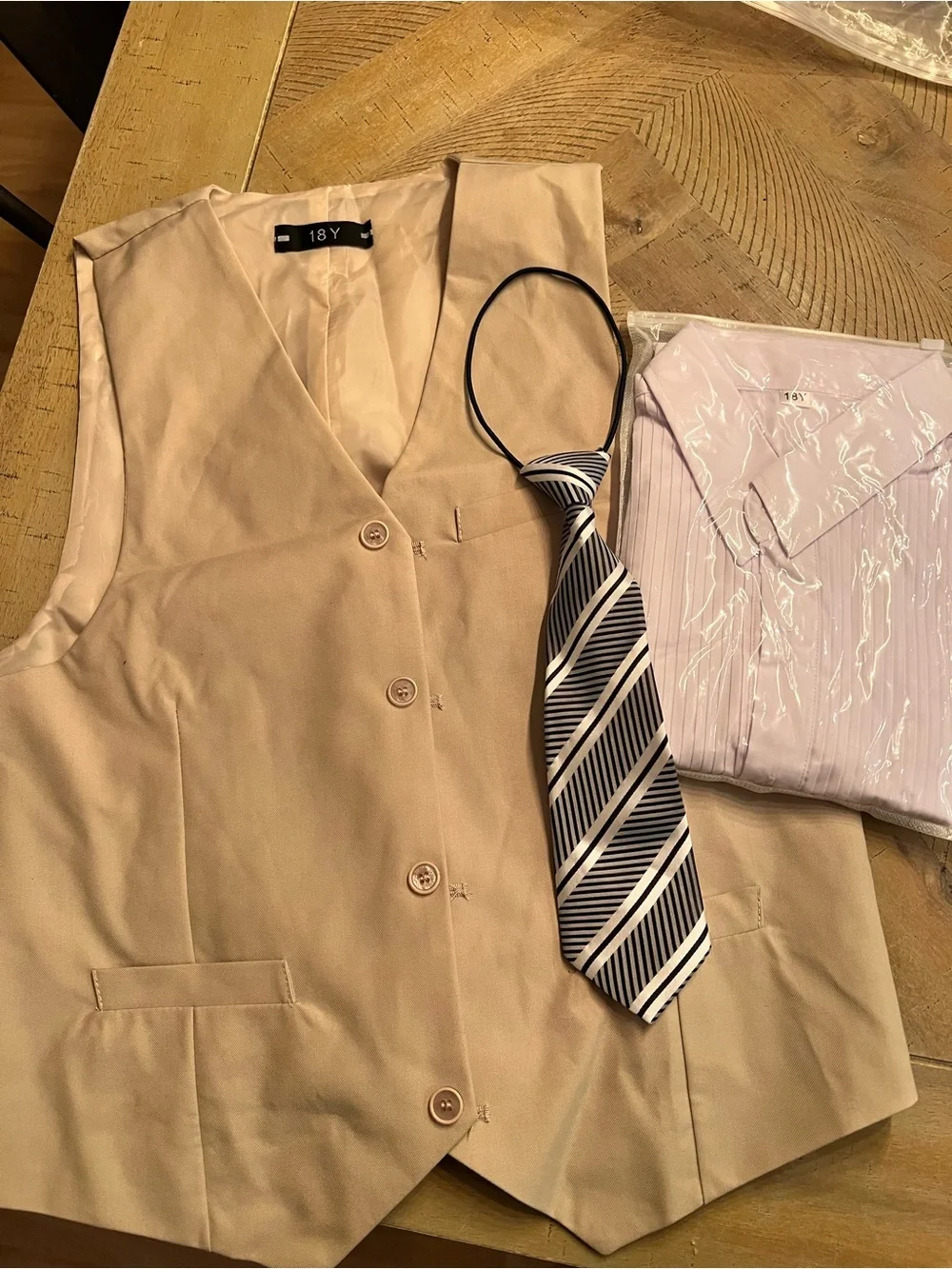 Amazon Boys' Champagne Beige 5-Piece Dress Suit